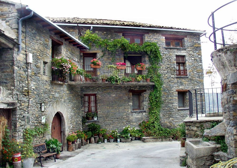 Casa Lanau de Latorrecilla